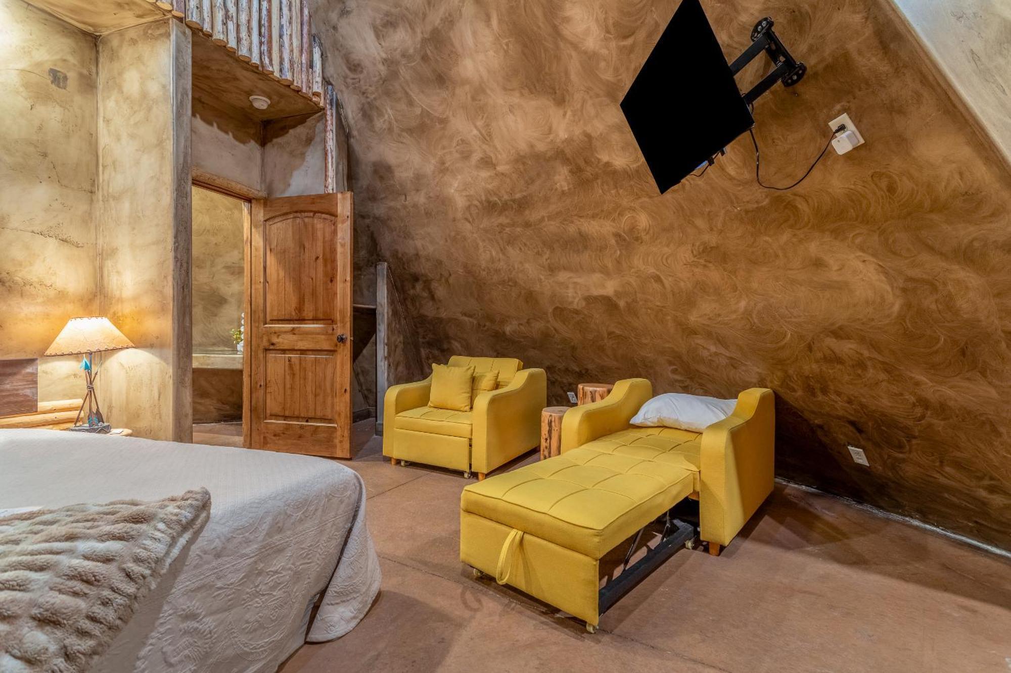 Zion White Bison Glamping & Rv Resort Virgin Bagian luar foto